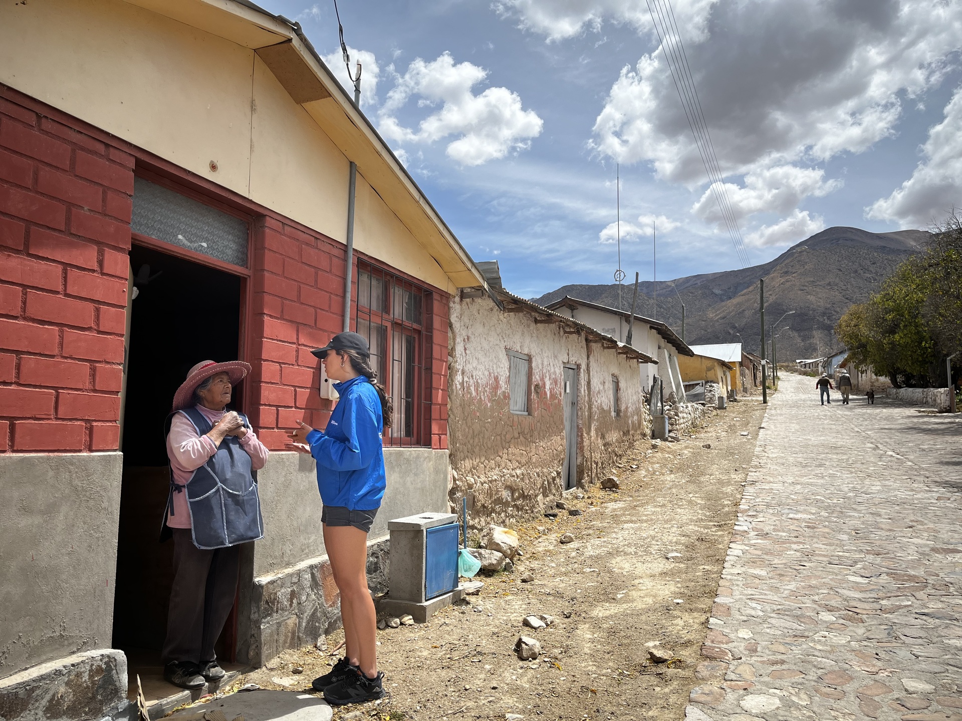 Fundación Te Apoyamos llega a los 3.000 casos con ayuda a una familia de Putre