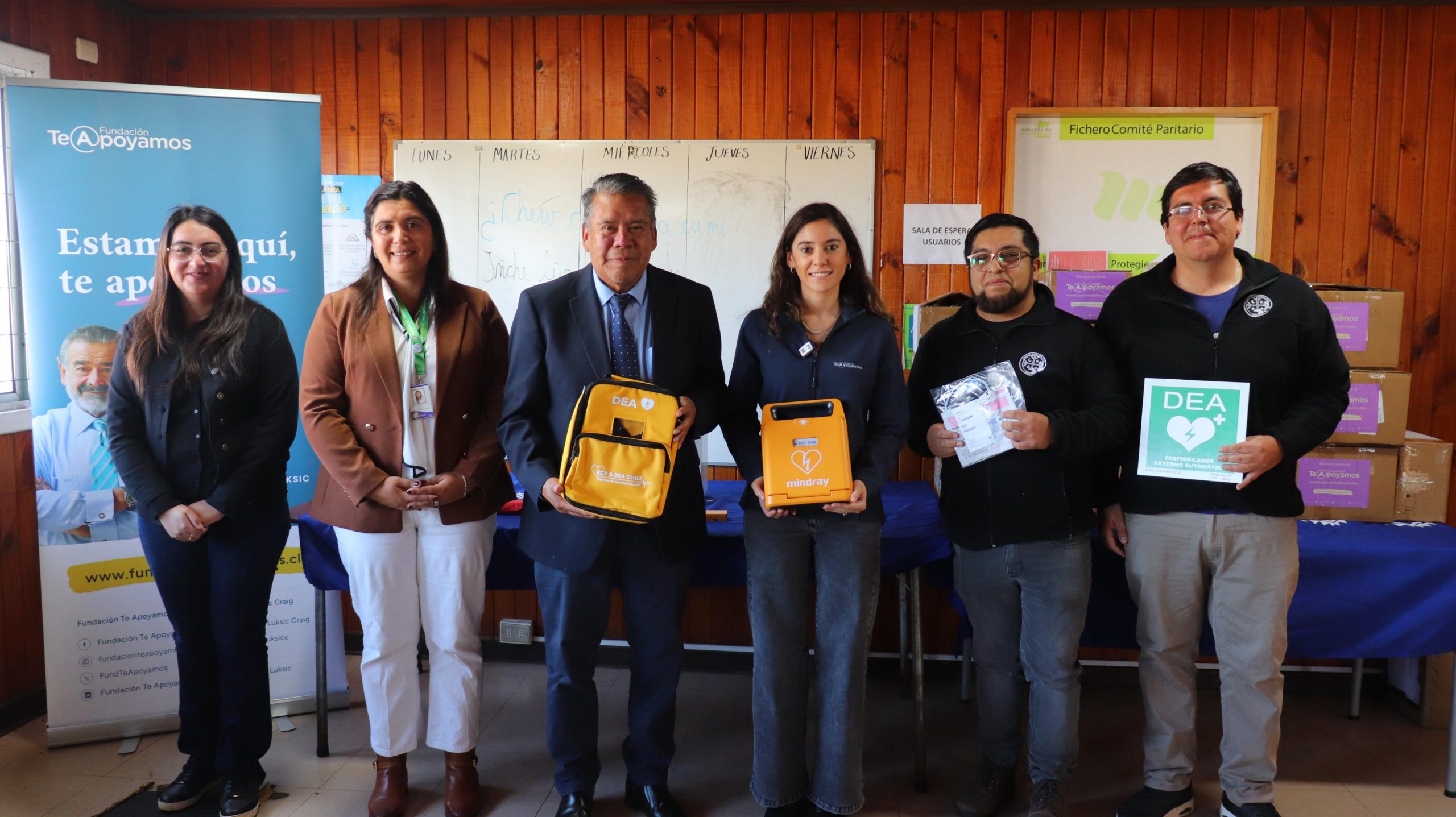Puerto Saavedra fortalece su red de salud con la incorporación de siete desfibriladores donados por Fundación Te Apoyamos 