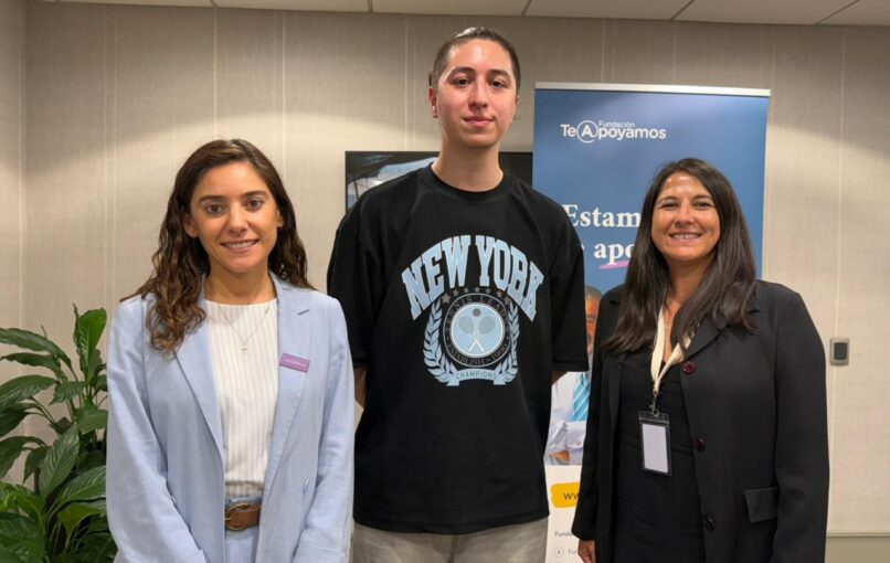 De Chillán a China: joven chileno cumplió su sueño de estudiar en el gigante asiático gracias al apoyo de Fundación Te Apoyamos